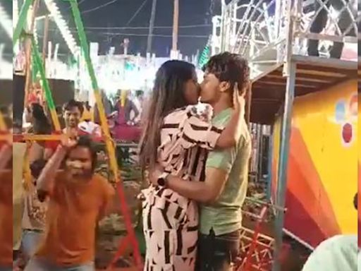UP: Couple Accepts Dare, Shares Kiss In Public At Religious Nauchandi Fair In Meerut; Outraged Netizens Demand Action After...