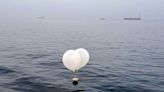 Identifican nuevos globos con basura sobre Corea del Sur, días después de la advertencia de Corea del Norte