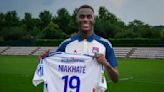 OL: c'est signé pour Niakhaté, qui devient la recrue la plus chère de l'histoire du club (hors bonus)