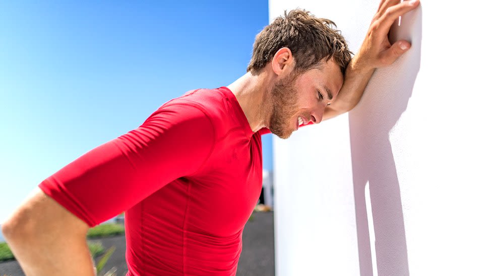 What are the heat exhaustion and heatstroke symptoms?