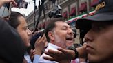 Fernández Noroña, el político llamado "fifi" por hacer su despensa en un City Market