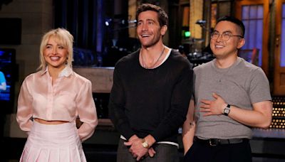 Jake Gyllenhaal sings 'End of the Road' in 'SNL' season 49 finale