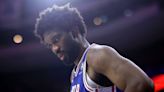 Joel Embiid surpreende o mundo do basquete ao revelar paralisia - Lance!