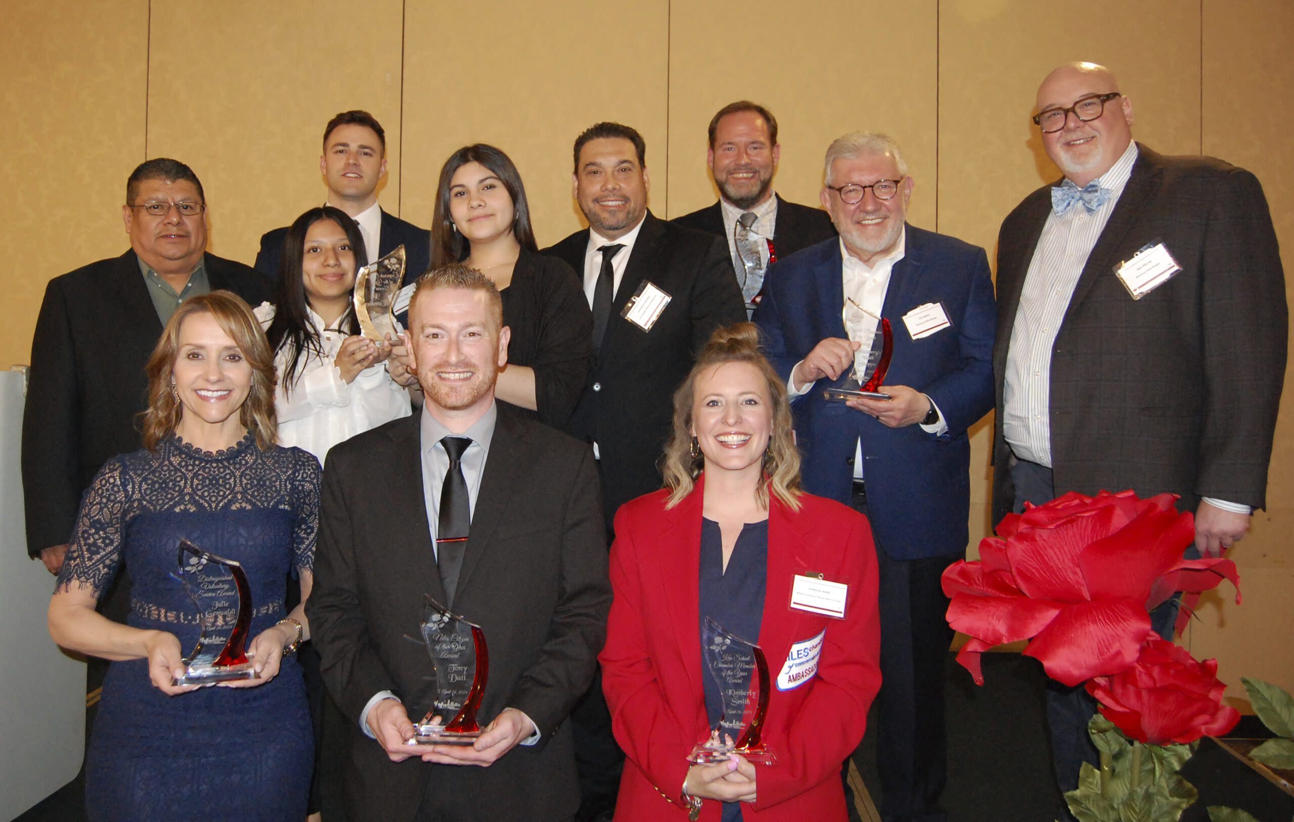 Niles’ Chamber Rolls Out Red Carpet On Night Of Roses Awards Night - Journal & Topics Media Group