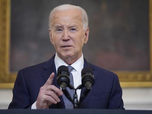 Biden diz que condenação de Trump prova que 'ninguém está acima da lei'