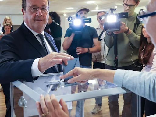 Hollande asegura que no es candidato a liderar el gobierno de Francia