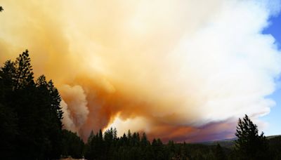 Park Fire threatens Lassen Park's Manzanita Lake campground, historic district