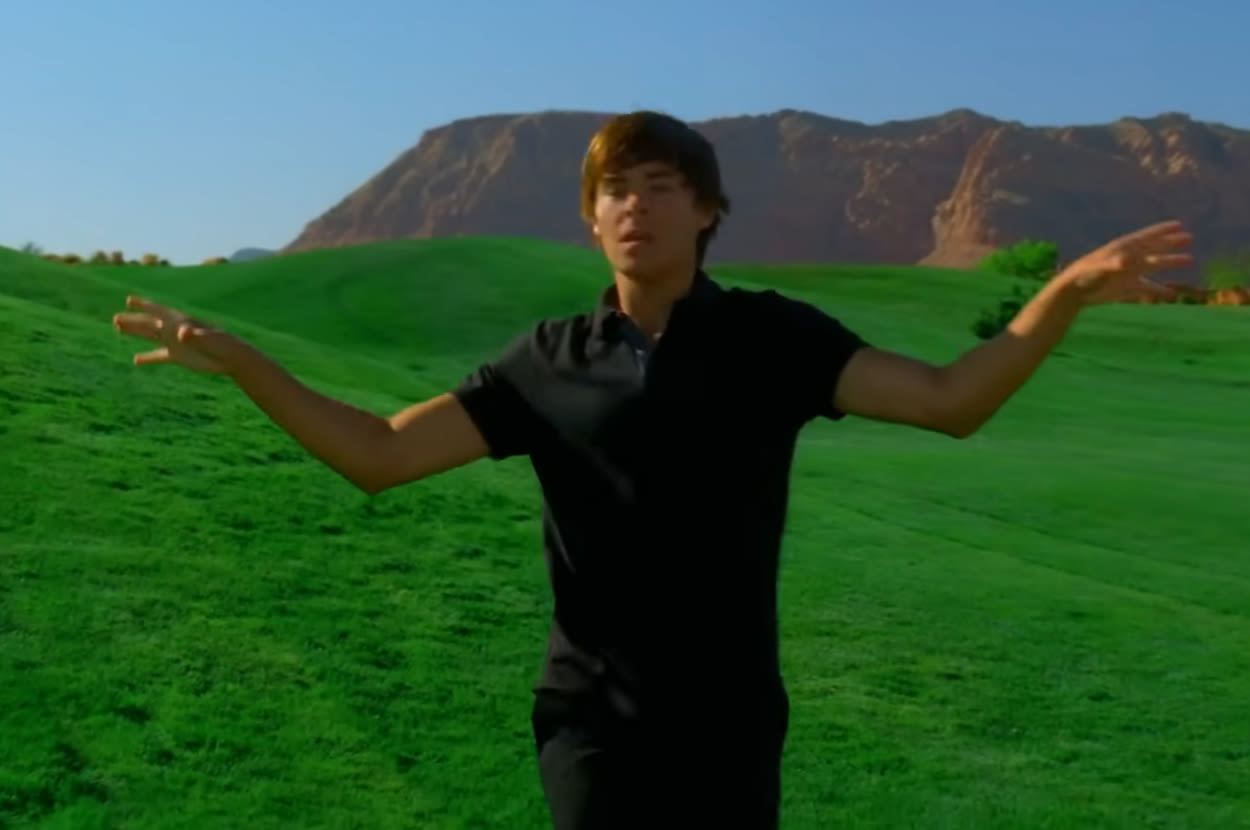 Zac Efron Improvised All Of "Bet On It" From "HSM 2," And I'm So Freaking Impressed