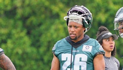 Eagles' A.J. Brown Hypes Up Saquon Barkley After Viral Giants 'Hard Knocks' Video