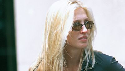 Carolyn Bessette-Kennedy's Nineties Blonde Has An Enduring Appeal