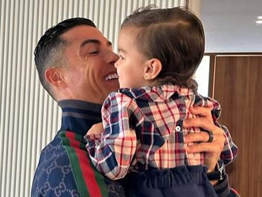 La reacción de Cristiano Ronaldo cuando su pequeña Bella Esmeralda le dice: 'Te quiero, papá'