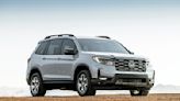 Edmunds: 2022 Honda Passport vs. 2022 Jeep Grand Cherokee