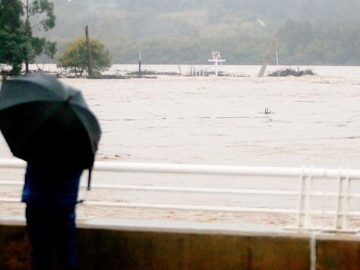 Solicitan evacuar un sector de la comuna de Arauco y declaran Alerta Roja por amenaza de desborde del río Pichilo