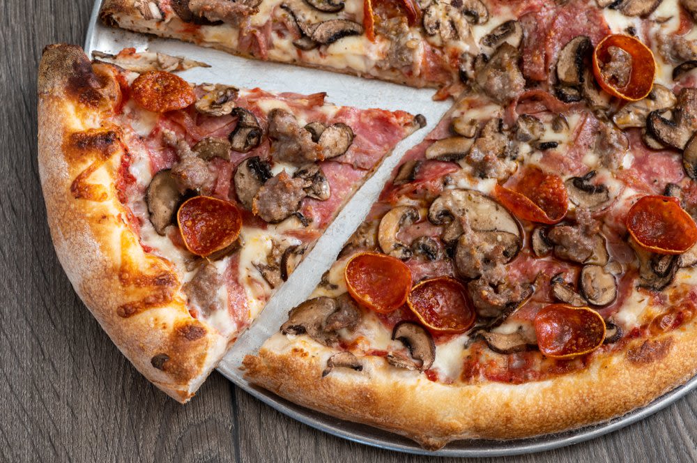 Longtime Bay Area pizza and pasta chain files for bankruptcy