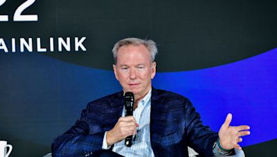 Ex-Google CEO Eric Schmidt has an easy solution to the terrifying idea of AI with free will