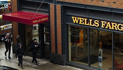 Wells Fargo Hires Ex-JPMorgan Investment-Bank Boss Fernando Rivas