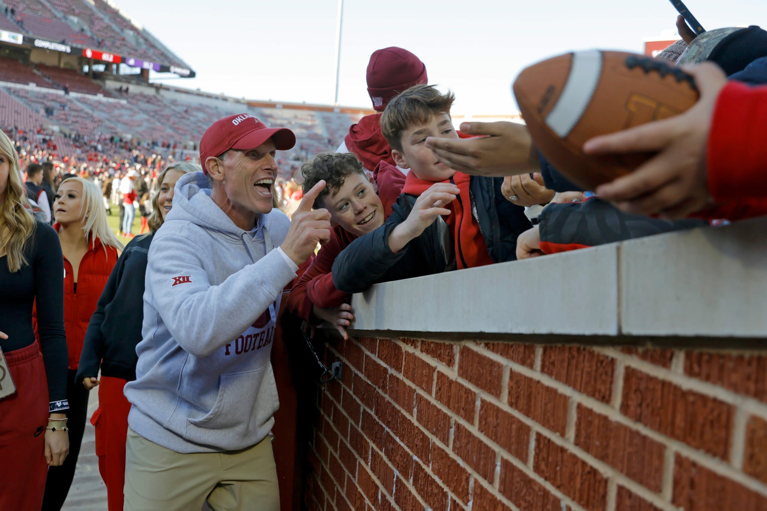 ESPN believes this true freshman defensive lineman is a sleeper