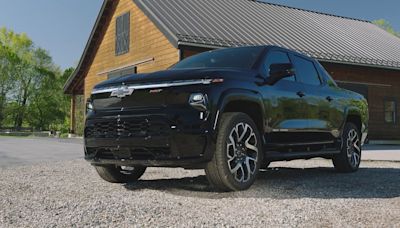 The Chevrolet Silverado EV RST Is the New Electric Pickup Leader