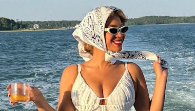 Beyonce puts on eye-popping display in low-cut mini dress on yacht