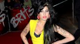 La directora de '50 sombras de Grey' busca una desconocida para el biopic de Amy Winehouse