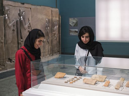 El largo camino de regreso a Irán de las milenarias tablillas del Imperio Aqueménida
