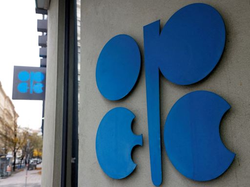 U.S. Senate committee investigating 18 oil producers over alleged price collusion with OPEC