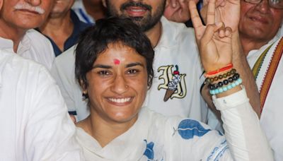 Vinesh Phogat refused PM Modi's call after Olympics setback, says conditions put for recording