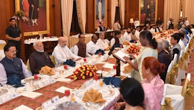 President Doupadi Murmu Hosts Dinner For PM Modi-Led Union Council of Ministers