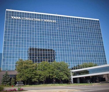 TCS on-boards 11,000 trainees in Q1FY25, resolves all delayed hiring backlogs