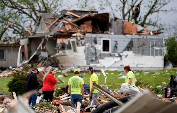 Iowa tornado: Multiple dead as severe weather threatens three states