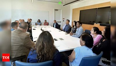 US officials and police in Silicon Valley meet community leaders after robberies of Indian jewellery businesses - Times of India