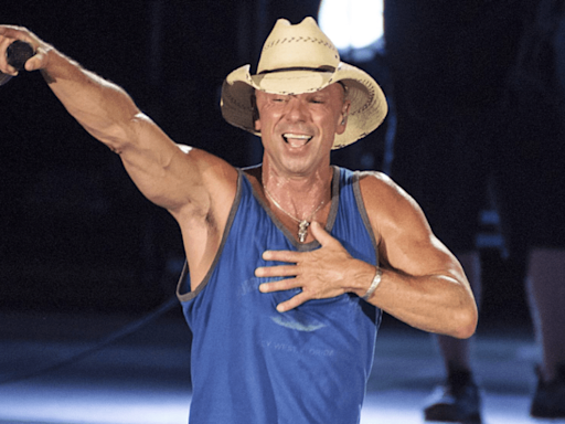 Kenny Chesney Makes Career History During Latest Concert