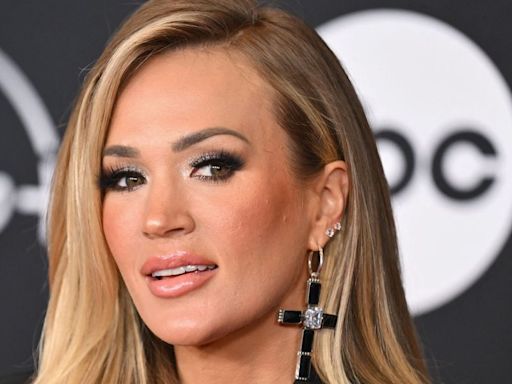 Carrie Underwood's Fans Claim She Looks ‘Unrecognizable’ In New Photos