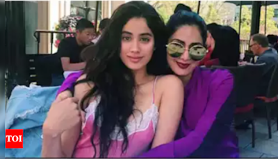 Throwback: When Janhvi Kapoor revealed what her dad Boney Kapoor did when an Italian man hit on Sridevi, 'How dare he...' | Hindi Movie News - Times of India