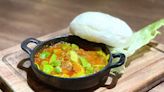 Try ‘sambal petai’ with freshly steamed ‘mantou’ buns at Man Tou Pu in JB