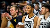 Iowa’s Kris Murray named to John R. Wooden Award Preseason Top 50