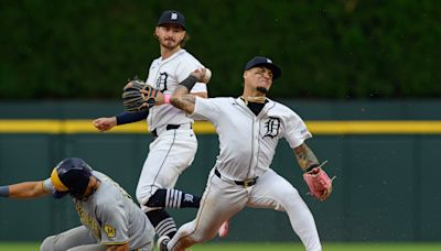 Detroit Tigers' Javier Báez receives injection for back injury, will be reevaluated soon