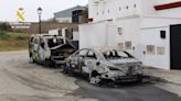 Dos detenidos en El Ronquillo por el incendio intencionado de dos vehículos como represalia