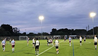 Magpies cruise past Hammers in first friendly