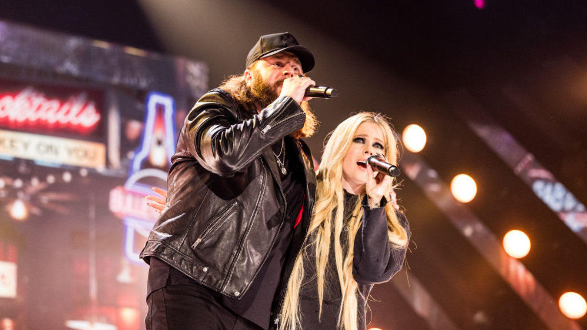 Watch Avril Lavigne Put Pop-Punk Spin On Country Star Nate Smith's Heartbreak Anthem | iHeart