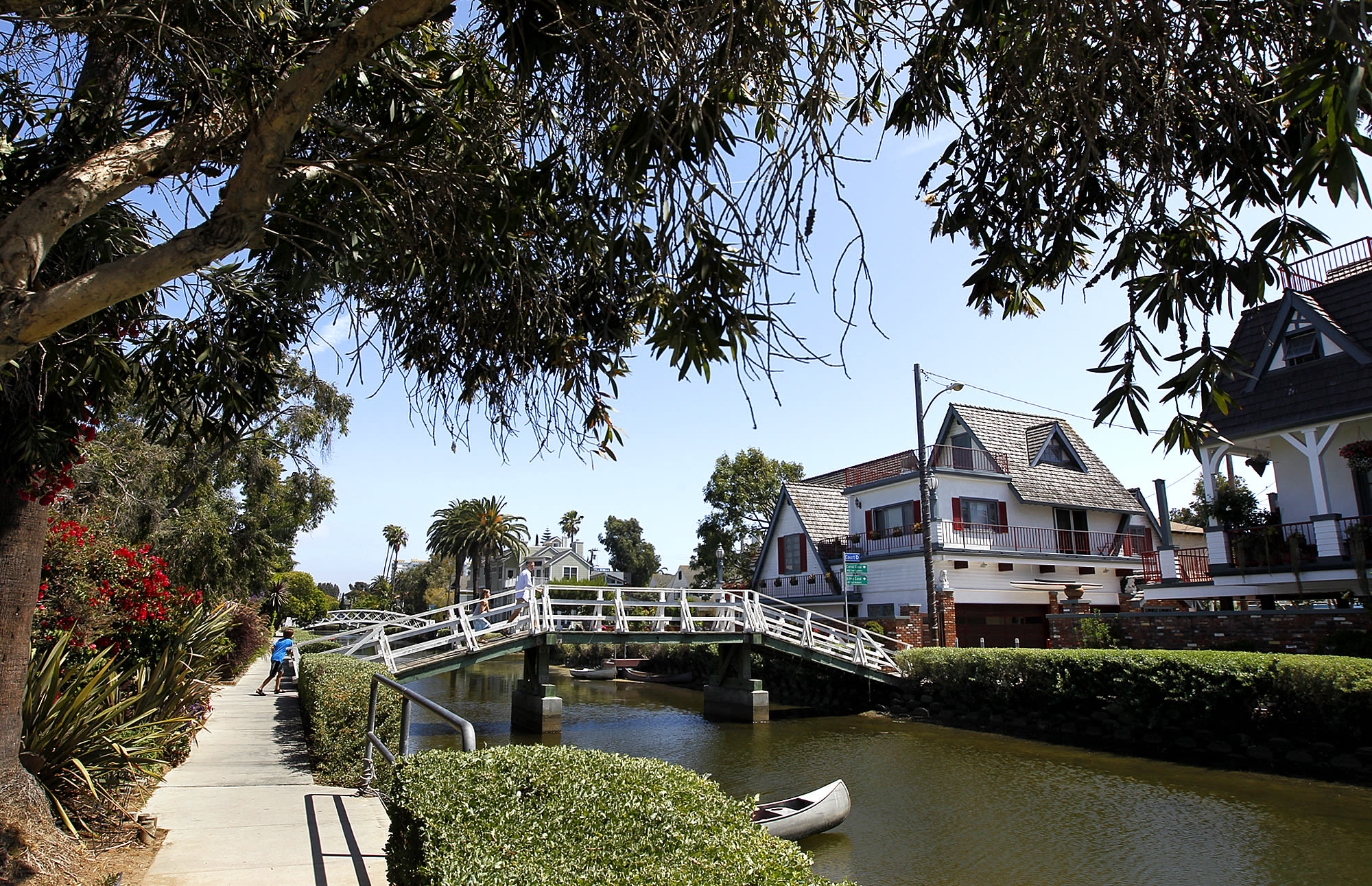 Venice canals attack victim reportedly removed from life support