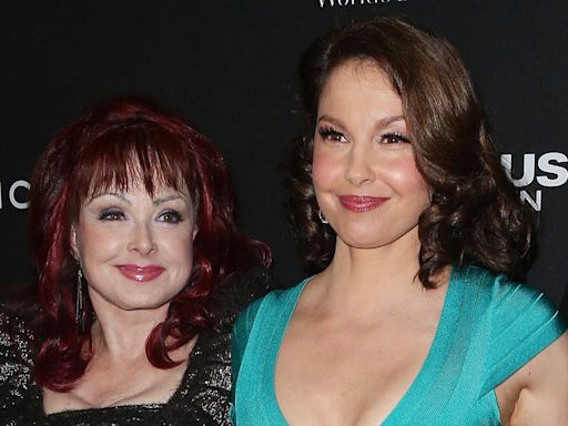 Ashley Judd Celebrates Sister Wynonna's 60th Birthday With Sweet Video: 'I'm Always Beside You'