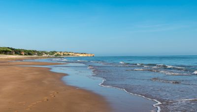 Paradisiaque, cette plage de Normandie qui fait l'actu se hisse en tête du classement des plus belles plages du monde