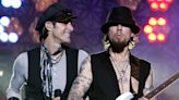 Jane’s Addiction release statement after onstage brawl ends Boston show