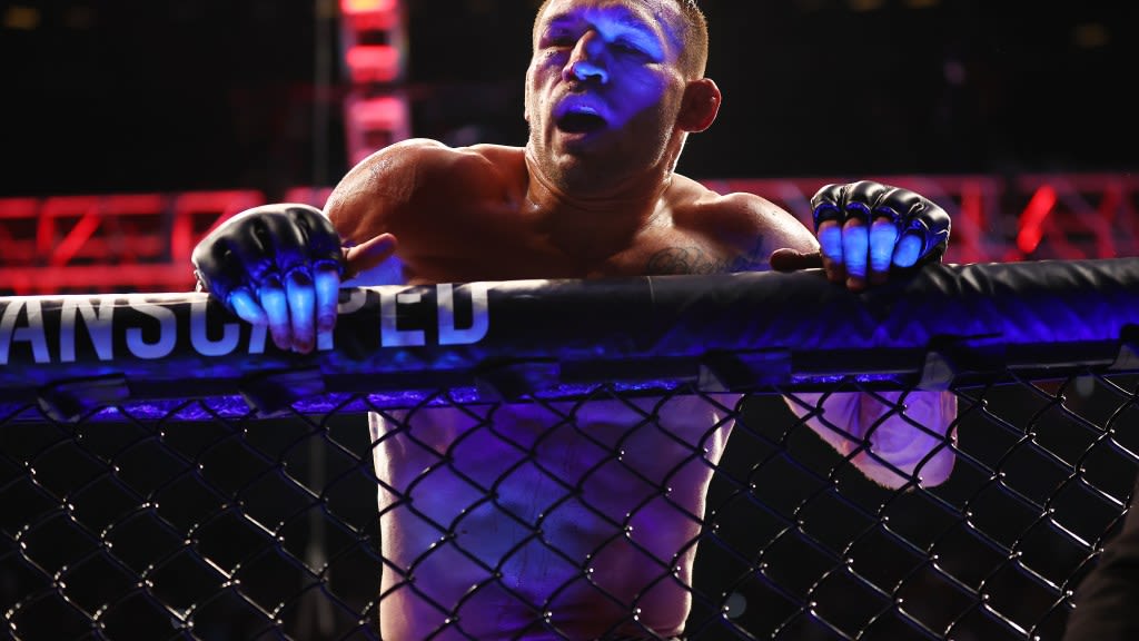 Chael Sonnen: 'Weatherman' Michael Chandler has got to move on from Conor McGregor fight