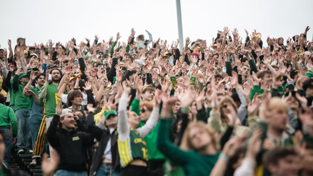 Where Oregon Ducks' spring game attendance ranked among nation's highest in 2024