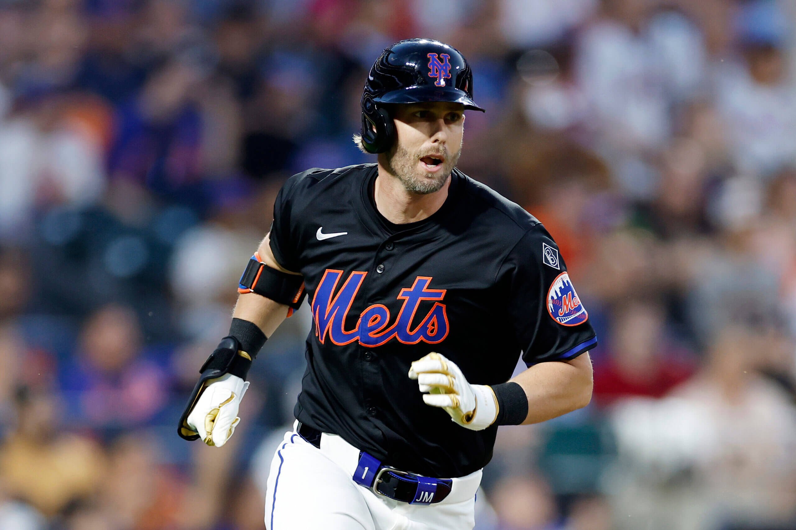 In an effort to turn things around, Mets bench Jeff McNeil for second straight game