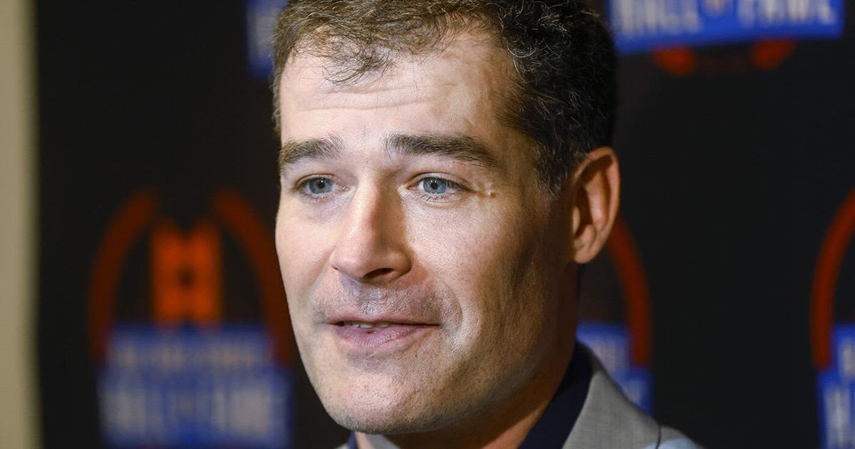 Marleau left off Hall class, while Roenick gets in