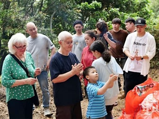 祖籍中山澳洲「洋叔公」Mel Chong 清明回鄉祭祖慎宗追遠