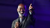 Is Brian McKnight Getting Cancelled? Black Twitter Has a Hilarious Answer